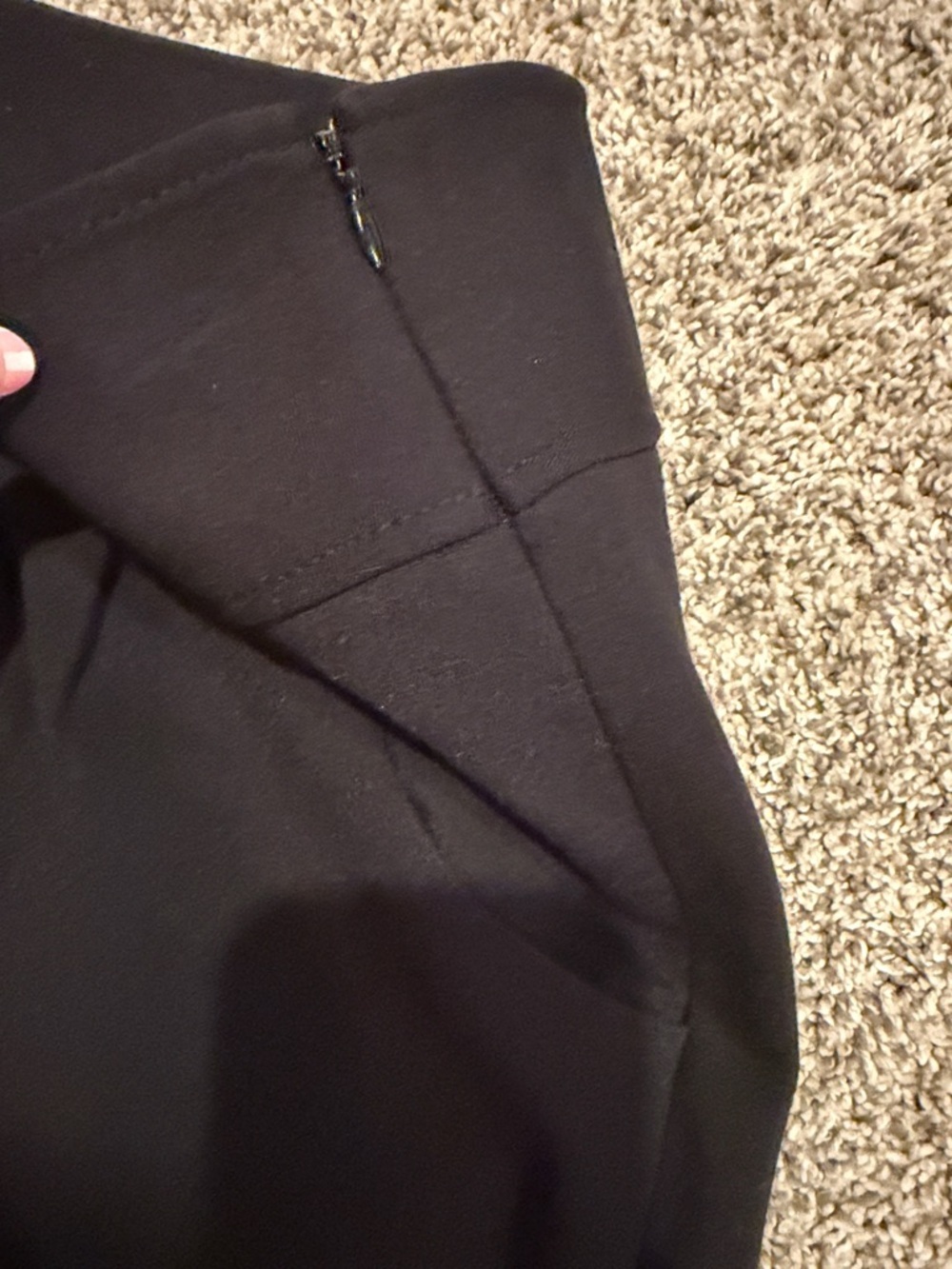 Ann Taylor Classic Black Women's Skirt - Sleek Pencil Style - Picture 3 of 6